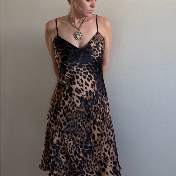 Leopard Print Slip Dress forever 21 - Picture 4 of 8